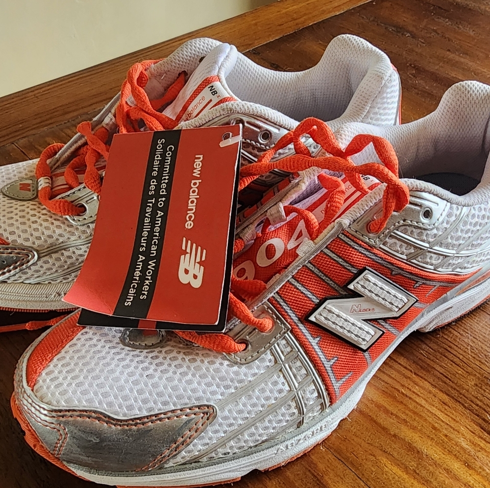 New Balance women's lightweight trainers
